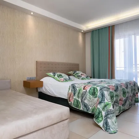 Mareblue Άγιος Σπυρίδωνας