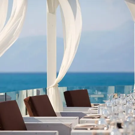 Mareblue Άγιος Σπυρίδωνας