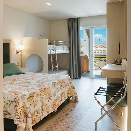 Mareblue 4* Άγιος Σπυρίδωνας