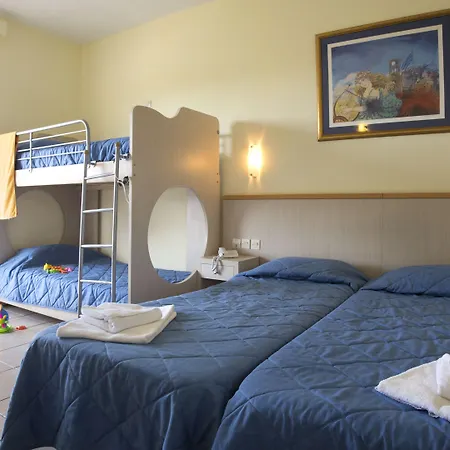 Mareblue 4* Agios Spyridon (Corfu)